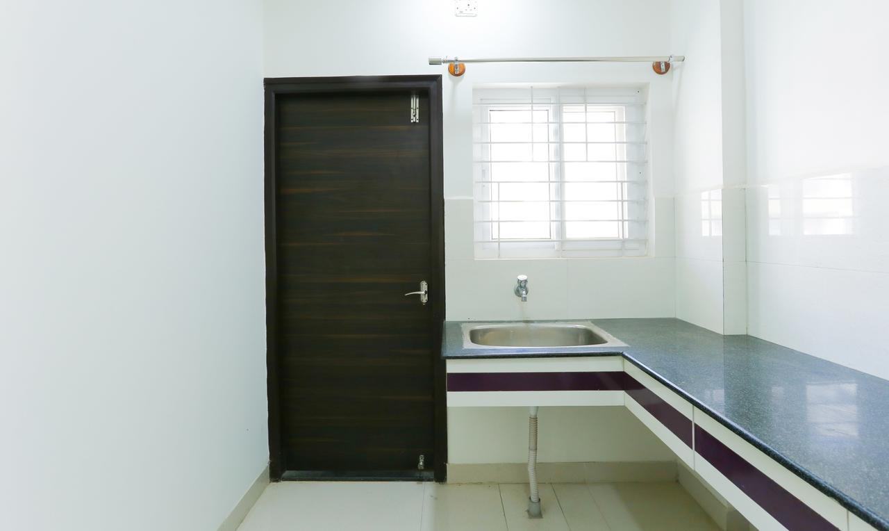 Itsy Hotels Worldtree Bellandur Bangalore Bagian luar foto
