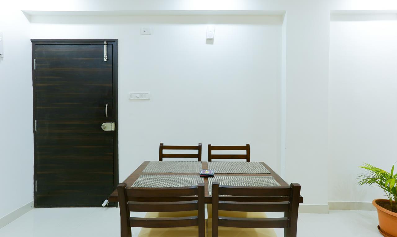 Itsy Hotels Worldtree Bellandur Bangalore Bagian luar foto