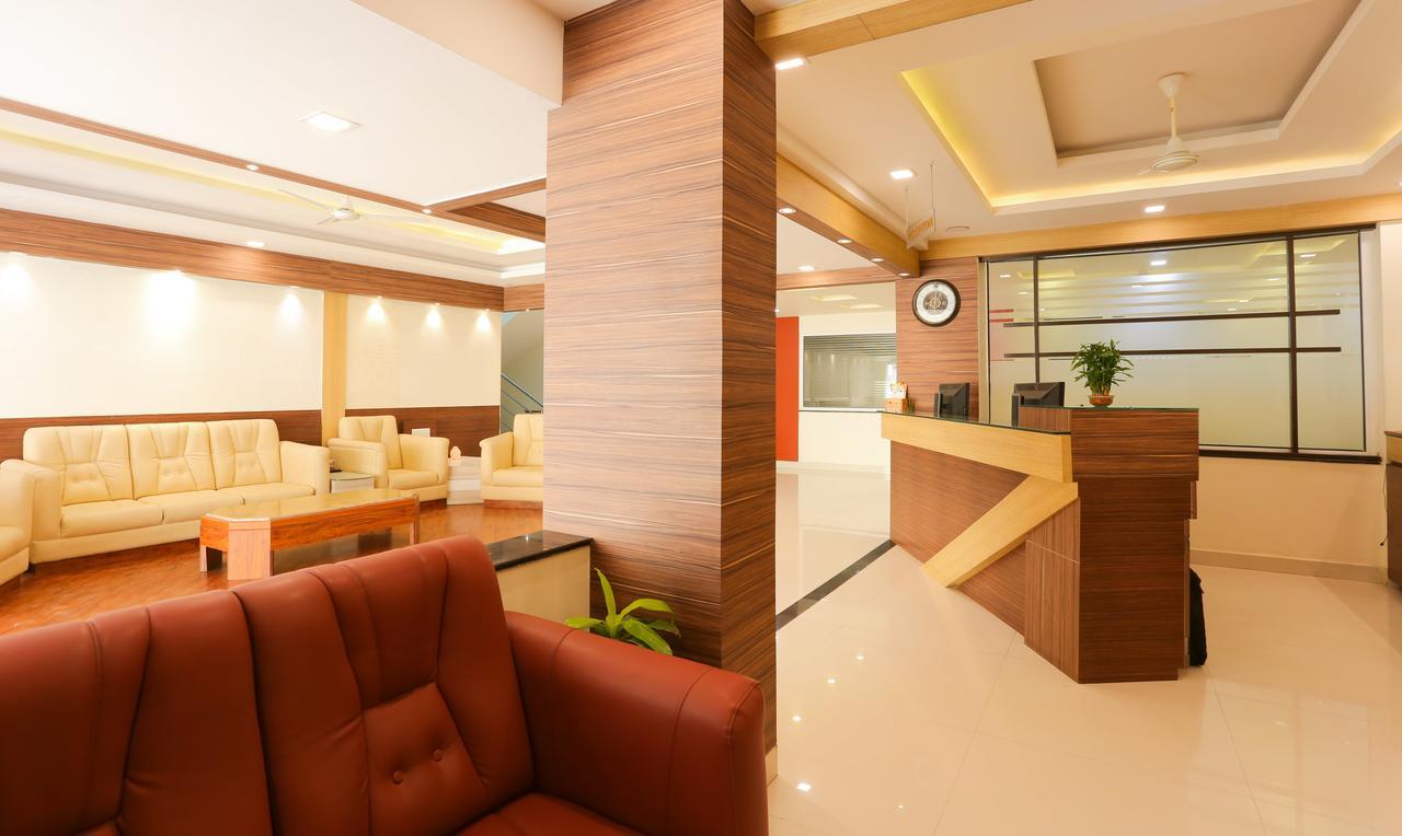 Itsy Hotels Worldtree Bellandur Bangalore Bagian luar foto