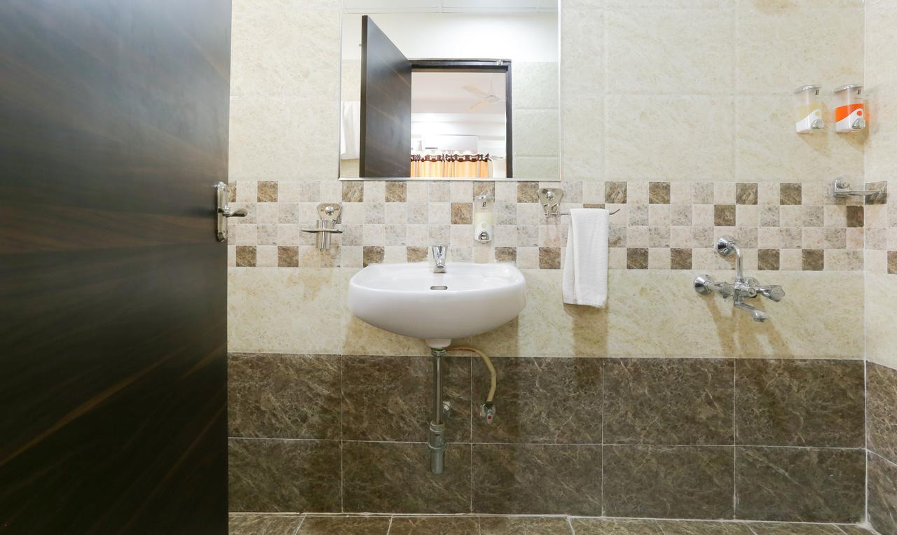 Itsy Hotels Worldtree Bellandur Bangalore Bagian luar foto