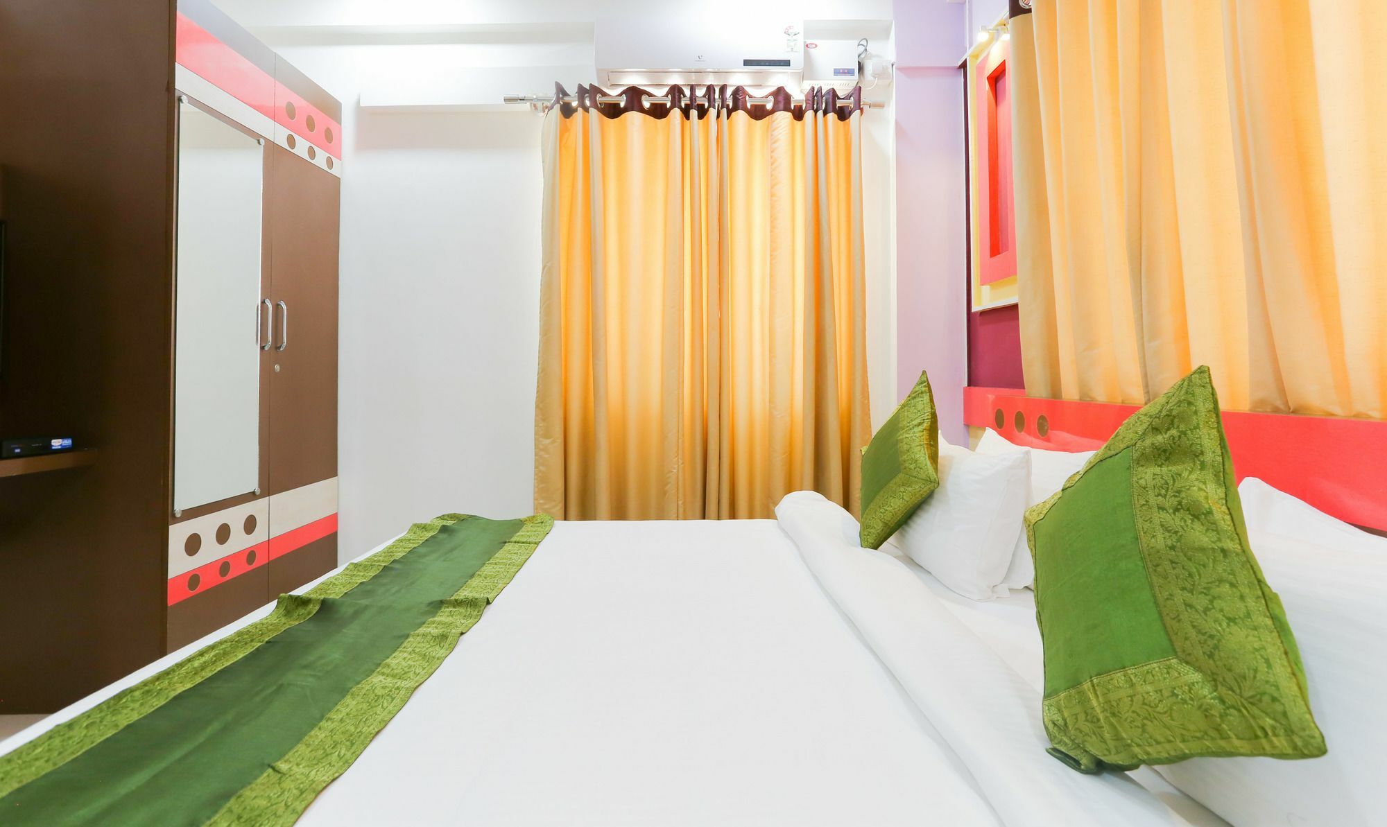 Itsy Hotels Worldtree Bellandur Bangalore Bagian luar foto