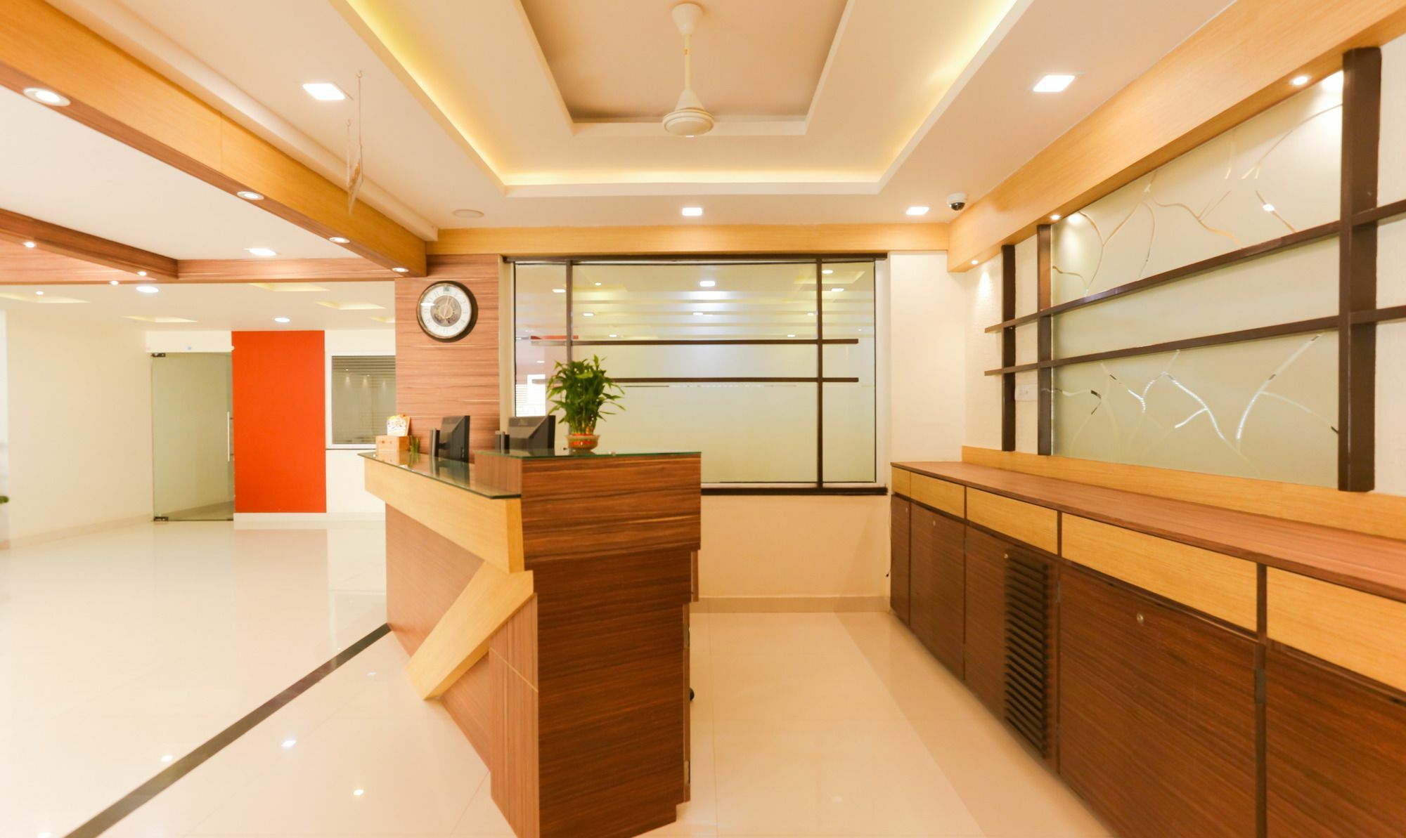 Itsy Hotels Worldtree Bellandur Bangalore Bagian luar foto